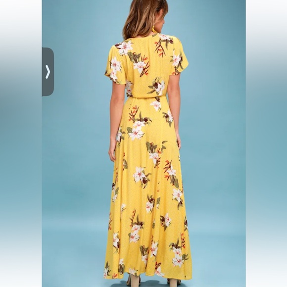 ❤️Lulus Heart of Marigold Wrap Dress White Tropical Floral Print - Picture 4 of 4